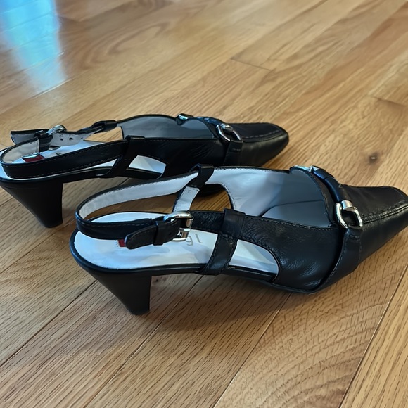 Hogl Women’s Shoes - Picture 2 of 5